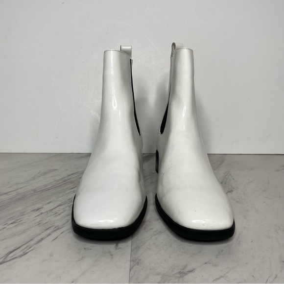 Jeffery Campbell Emrys White Leather Chelsea Bootie 8 - Picture 2 of 16